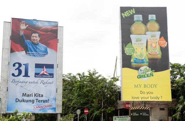 Deux produits électoraux ? SBY et huile de palme, Djakarta © ppc